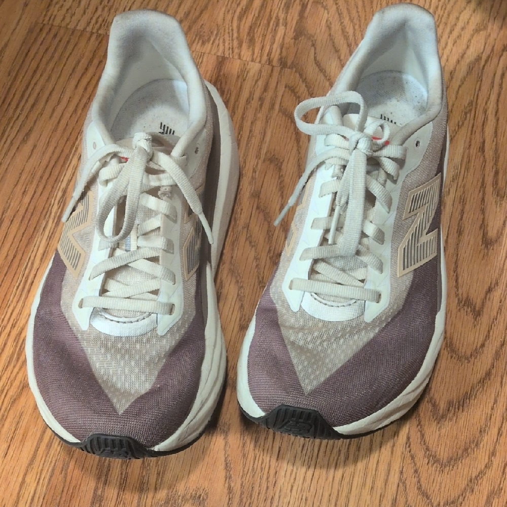 New Balance Rebel V5.